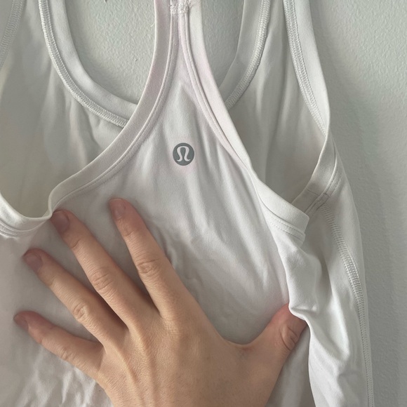Lululemon tank - Picture 3 of 4